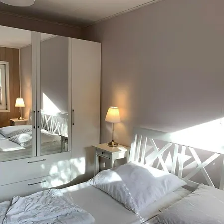 Ferienwohnung-in-strandnaehe-schwalbennest-2 Appartement