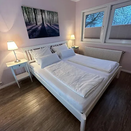 Ferienwohnung-in-strandnaehe-schwalbennest-2 Apartman *